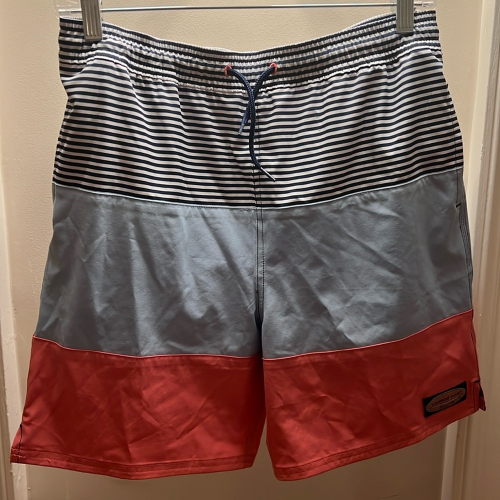 NWT Vineyard Vines Chappy Trunks Boys L/16